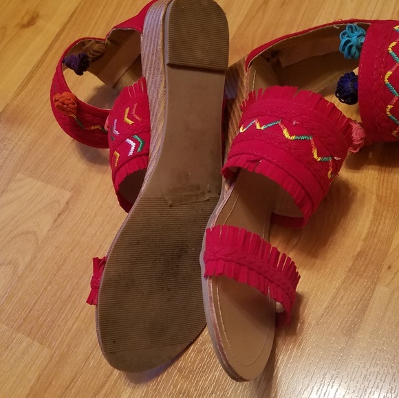 CHASE AND CHLOE | cayne high top geo sandal - Picture 3 of 5